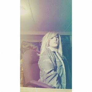 Meet your Posher, Janice